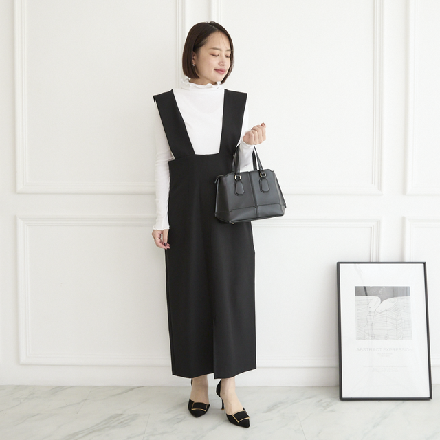 【着丈調整可能/洗える】 前スリット ジャンパースカート　ブラック　0704BK