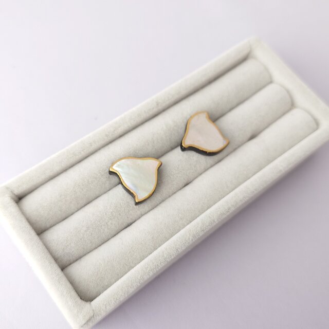 [期間限定セール]ピアス　両耳　白蝶貝　螺鈿 千鳥 螺鈿ピアス(sv) 白蝶貝(白) | iichi 日々の暮らしを