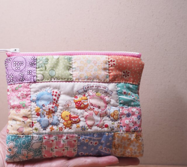 パッチワークキルト アニマル ポーチ | iichi 日々の暮らしを心地よく