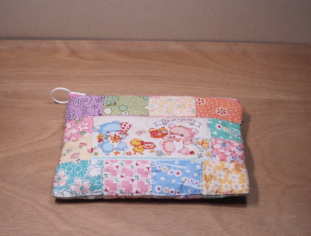 ハンドメイド☆女の子のパッチワークポーチ☆ パッチワークキルト アニマル ポーチ | iichi 日々の暮らしを心地よく
