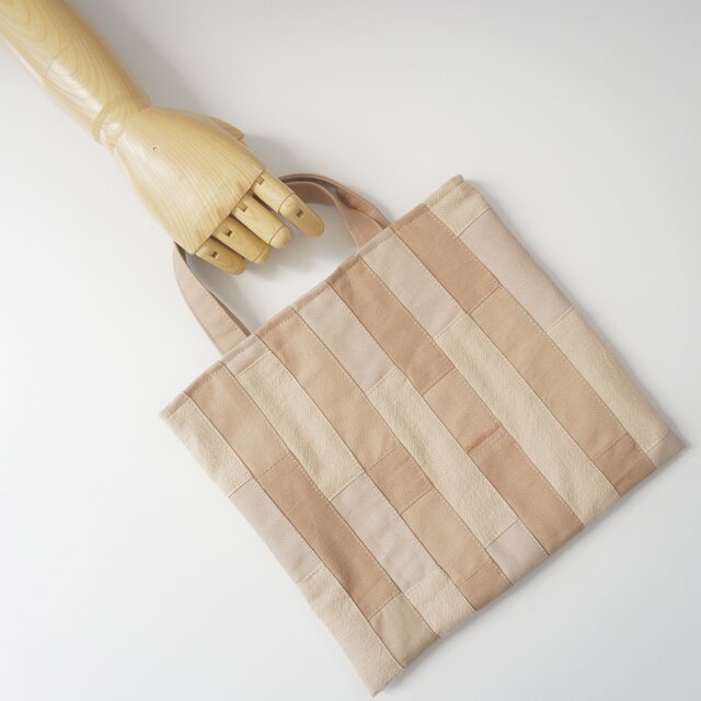 小さな手提げ　ベージュ