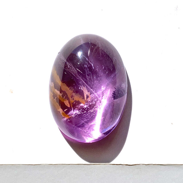 アメジスト（虹有）[149] 21x16mm 20Cts 　ルース／天然石／カボション