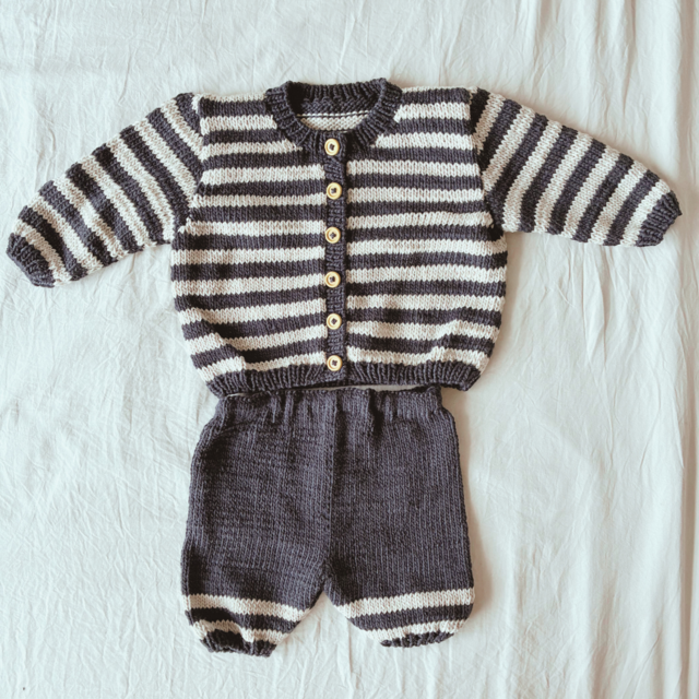 コットンみたいな肌触りのメリノウールのベビーパンツ（80サイズ：1歳前後〜1歳半くらい）