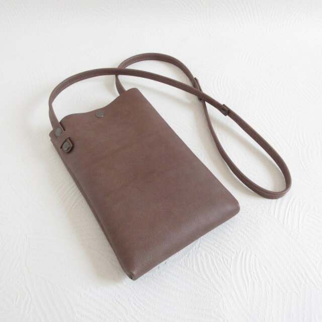 SALE開始～   《牛革》ちょっと大き目・２WAY～ミニサコッシュ・カフェオレブラウン・0107