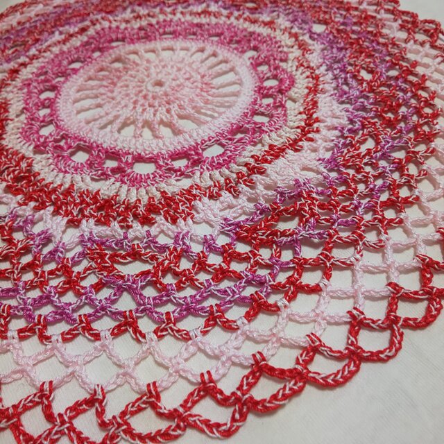 レース編みドイリー＊ストロベリー＊一点もの