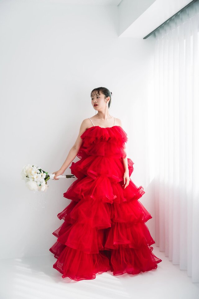 実例写真！カラードレス キャミソール ビーズ チェリーピンク ラッフルフリル ロング 前撮り 二次会