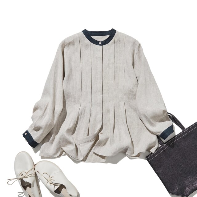 シンプルだけど、どこか特別 プリーツ加工シャツブラウス リネン100％シャツ　250915-1