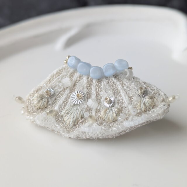 ジュ・テーム・モワ・ノン・プリュ｜ブローチ