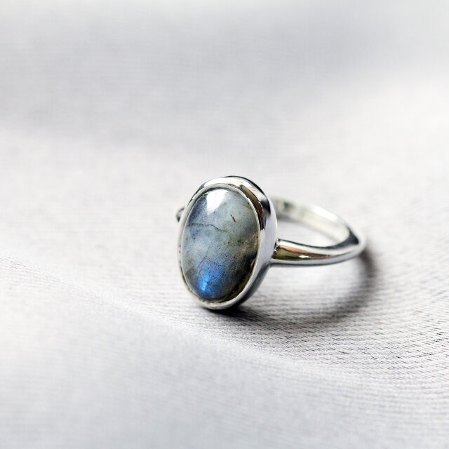 labradorite　【Silver925+ロジウムコーティング】size13