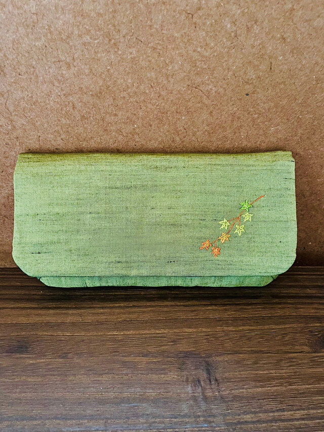 クラッチバッグ | 紅葉（BOTANICAL 草花の刺繍）