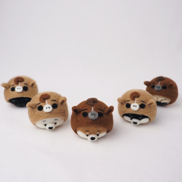 受注製作】 2026年干支(午) 馬になりきるまゆ柴犬・パグ・キャバリア