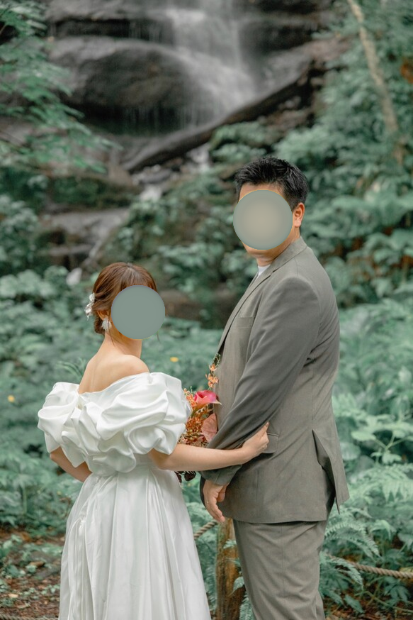 実例写真！取り外しオフショルダーのみ オフホワイト ラッフルフリル ストレッチ 拳式/前撮り