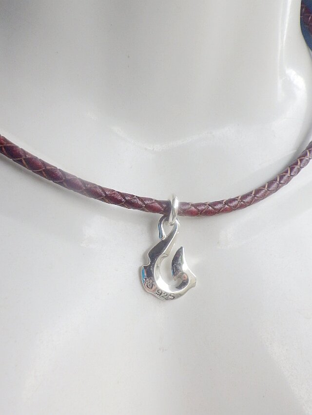 sv925 ☆銀の釣り針☆ シルバー925フィッシュフックの革紐ネックレス