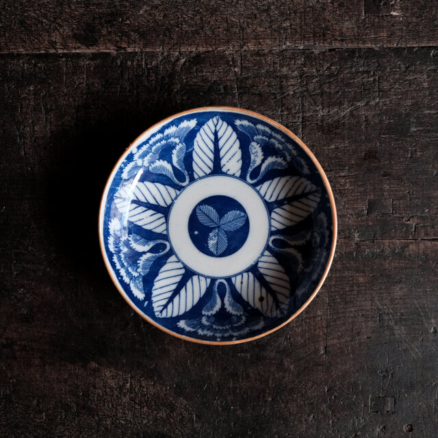 378『粉引 波文様 三ッ足皿』　/骨董品 古美術 古道具 アンティーク 古玩 色絵の鉢や膾皿 - 生活骨董と古布のアンティークショップ