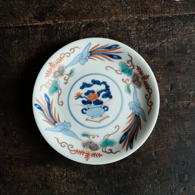 見込みに花籠◆桐と鳳凰。伊万里　花文赤絵金彩中皿　骨董・antique 古美術　明治時代【貫入有り】