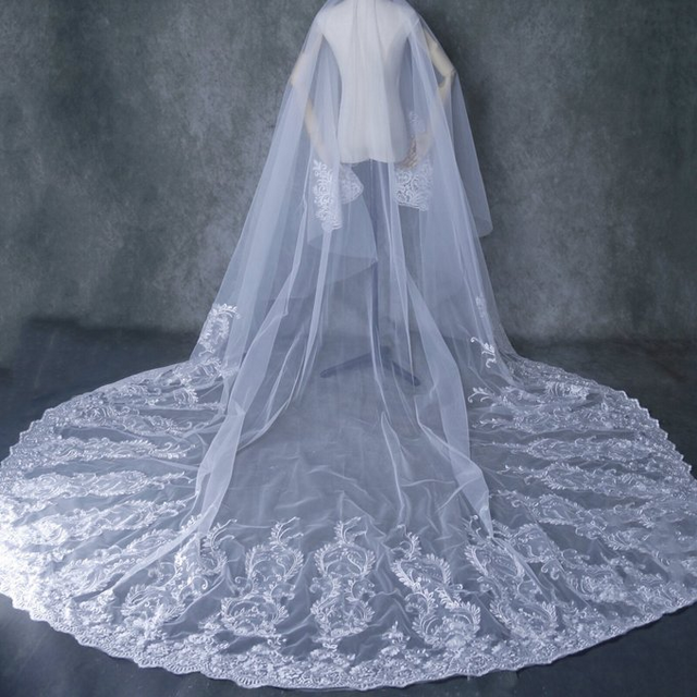 実例写真！ロングベールのみ 魅惑の花レース シアーな美しさ 華やかな  