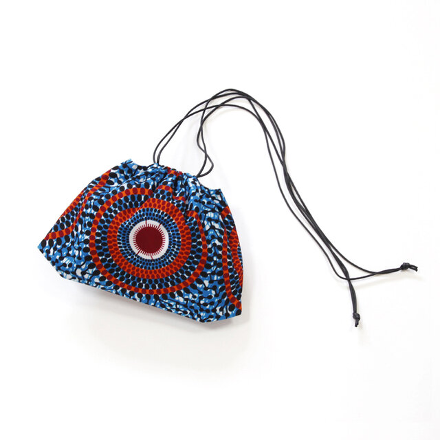 アフリカ布の巾着ショルダー（ サークルドット ）斜めがけ たすき掛け インナーバッグ