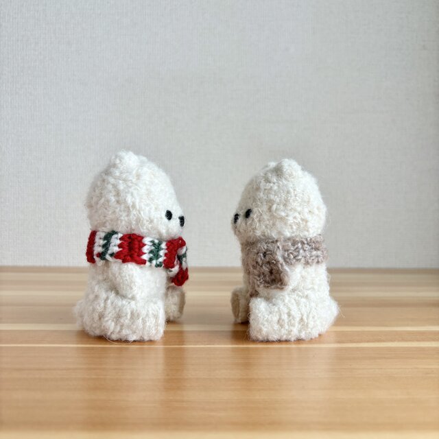 ぬくもりを巻いたシロクマさん | 羊毛フェルトのマスコット【2026年1