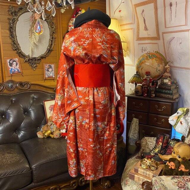 着物リメイク ワンピース｜洗える化繊素材＆帯ベルト 艶やかな朱赤に