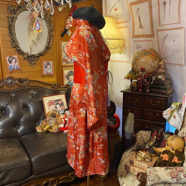 着物リメイク ワンピース｜洗える化繊素材＆帯ベルト 艶やかな朱赤に