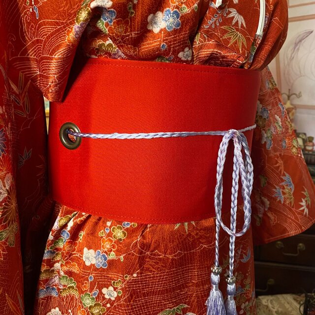 着物リメイク ワンピース｜洗える化繊素材＆帯ベルト 艶やかな朱