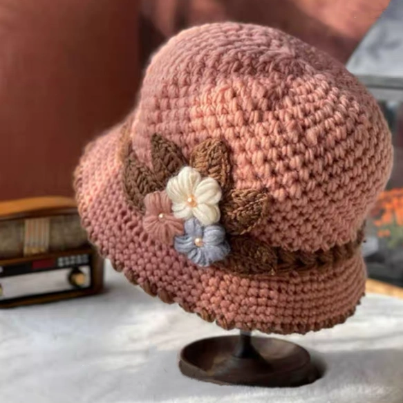 秋*冬*春 *レディース*ニット帽子*ふんわり*毛糸帽子*キャップ* ギフト