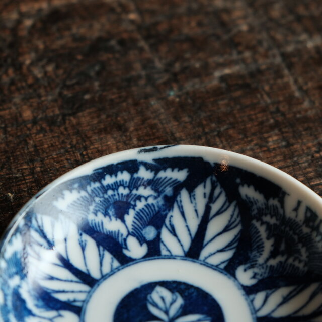花とリーフ◇時代物 花文印判小皿 骨董・antiques 古道具 丁寧な暮らし