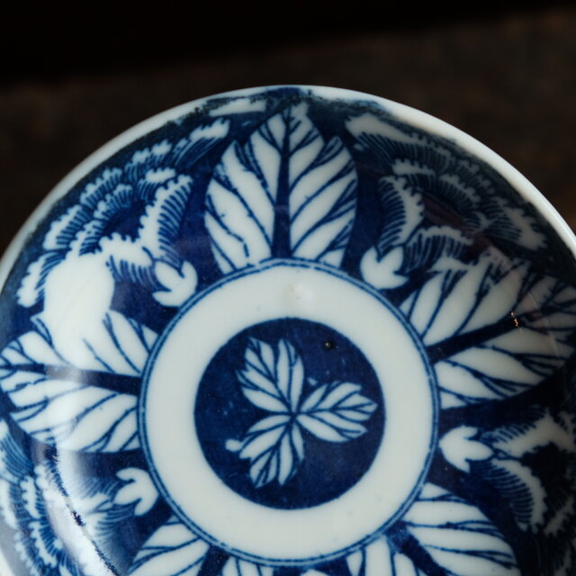 花とリーフ◇時代物 花文印判小皿 骨董・antiques 古道具 丁寧な暮らし