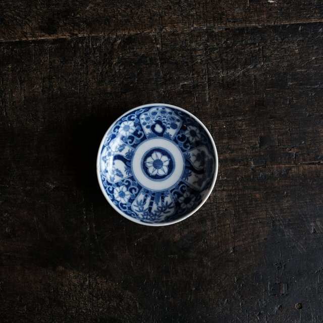 松竹梅と花唐草◆時代物　花唐草文印判小皿　骨董・antiques　古道具　丁寧な暮らしに。明治~大正期