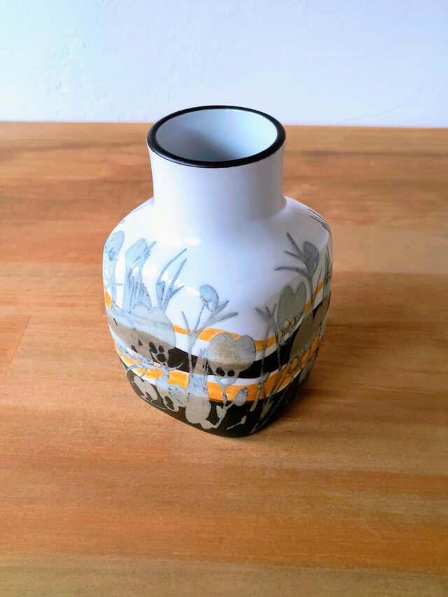 ロイヤルコペンハーゲン アジサイのフラワーベース ロイヤルコペンハーゲン アジサイのフラワーベース