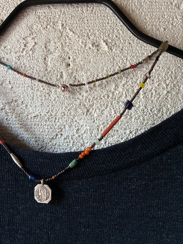 ＊古の取り留め（の）ないネックレス@フランスのデッドストックビーズ＋カレンシルバーチャーム＋いろいろビーズ