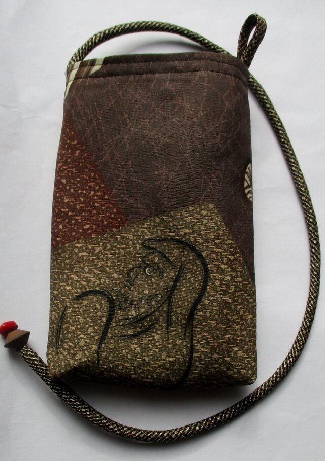 ８４３３　羽織の裏地で作ったスマホポーチ＃送料無料