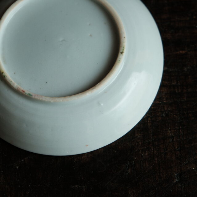 花と扇子◇カラフルな色合い。時代物 赤絵印判小皿 antiques 骨董器