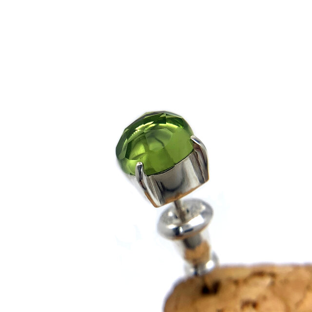 シルバー925 ペリドット　ピアス シルバー925 ピアス ペリドットしずく型 ドロップ 雫 金属