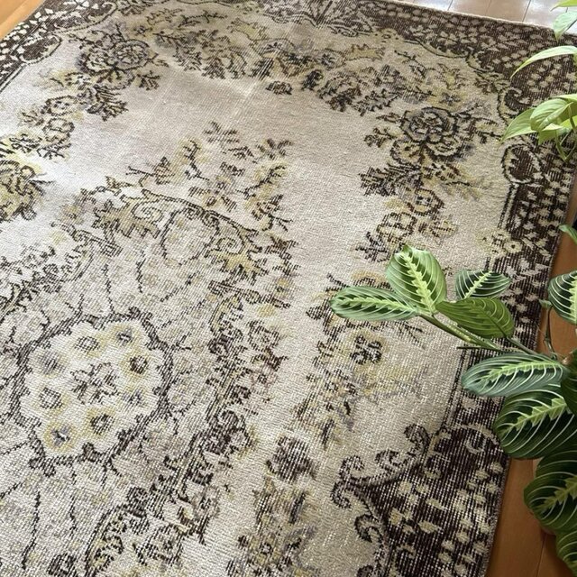 118×209王道メダリオン　花や実　イエロー×ブラウン　トルコヴィンテージラグ 118×209王道メダリオン 花や実 イエロー×ブラウン トルコ