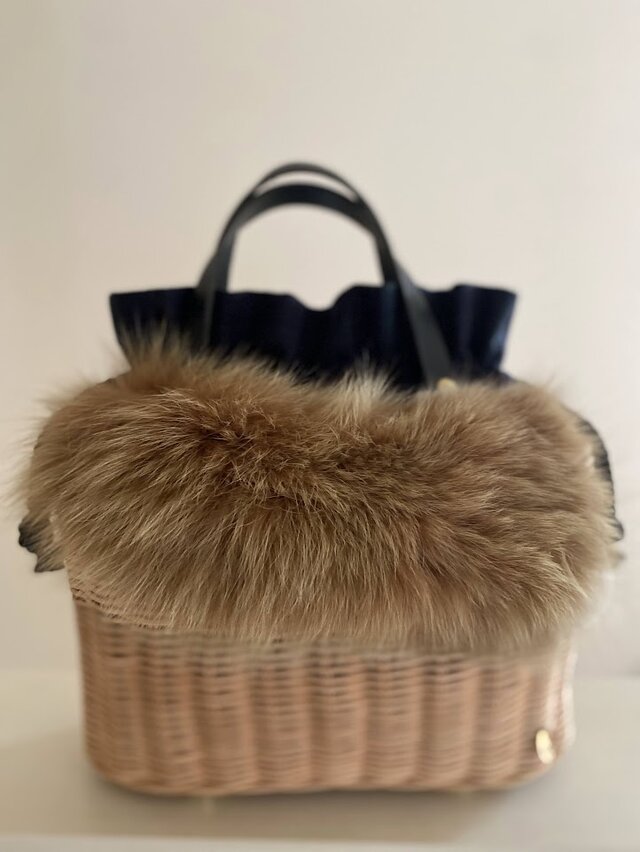 1点在庫あり】手編みの籐かごバッグ/Megg Bag panier/取り外せるファー