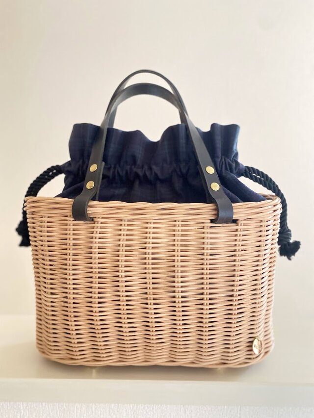 1点在庫あり】手編みの籐かごバッグ/Megg Bag panier/取り外せるファー