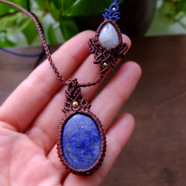 ラピスラズリ（アフガニスタン産）・ムーンストーン（スリランカ産