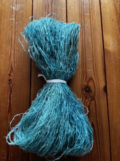 藍の生葉染め糸 きびそ（生皮苧）純国産　（群馬県産）A級ランク1000デニール