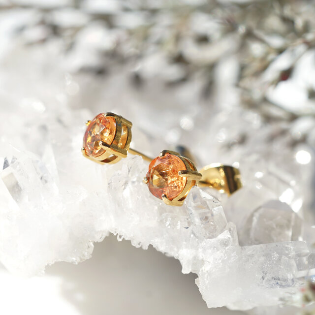 インペリアルトパーズ5mm☆サージカルステンレススタッドピアス