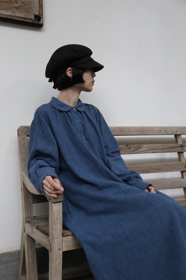 大人の上品な可愛らしさを演出 丸襟ワンピース　ロングワンピース　リネンワンピース  青　250918-1