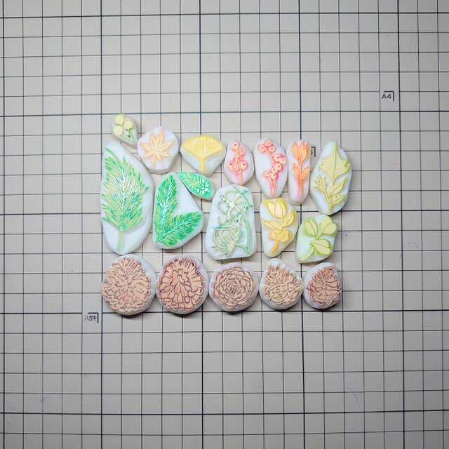 消しゴムはんこ「松ぼっくり・コットンフラワー・もみじ・イチョウ