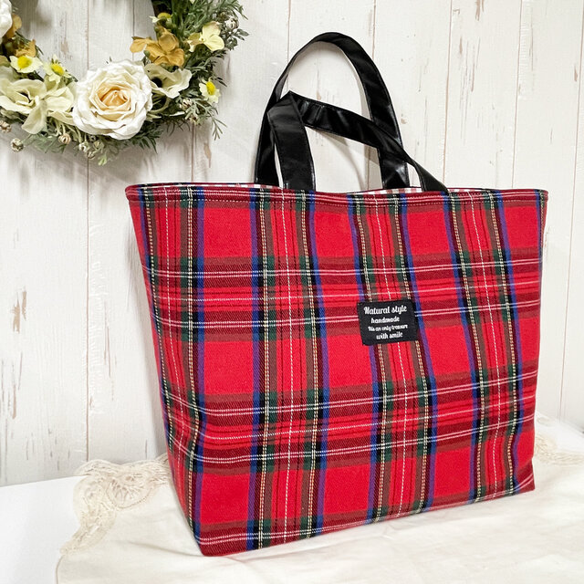 ♥♥ 赤いタータンチェックのトートバッグ ♥♥ | iichi 日々の暮らし