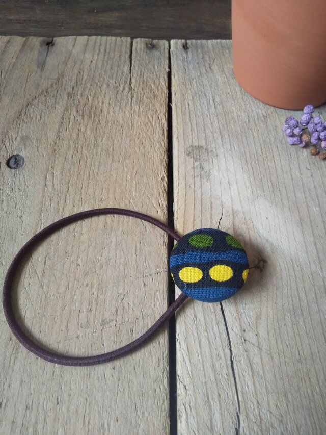 くるみボタンヘアゴム