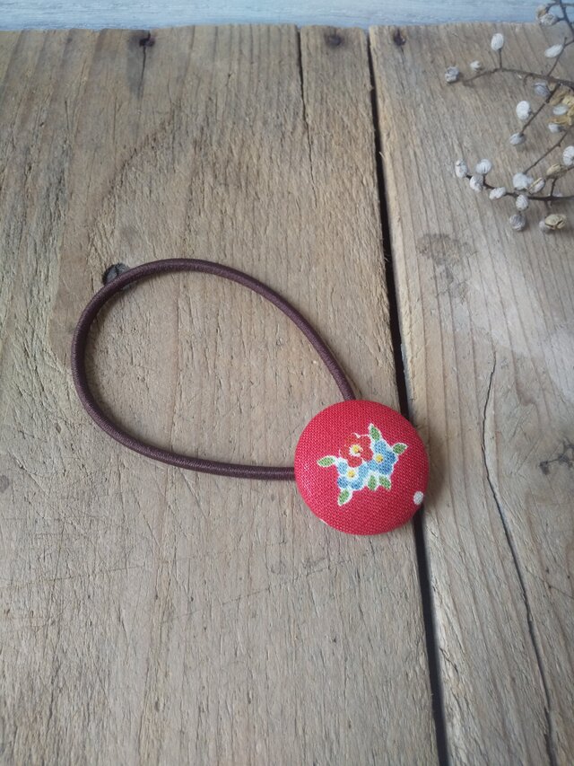 くるみボタンヘアゴム