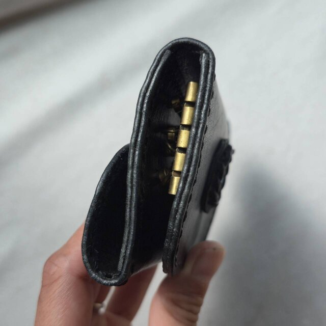 栃木レザーのキーコインケース スリーピングビューティターコイズ  