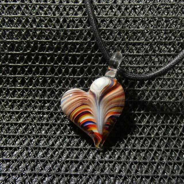 しましまハートNO.2（ガラス、とんぼ玉、ハート、一点物、可愛い、伝統工芸、）