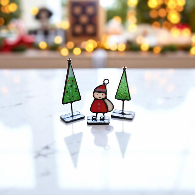 サンタ くんとツリーのミニオブジェ 置物 ステンドグラス クリスマス X