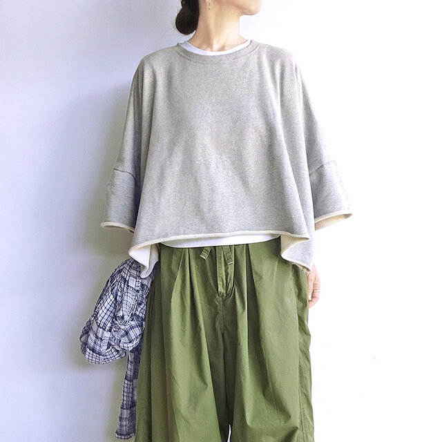 テントラインスウェット（グレー）