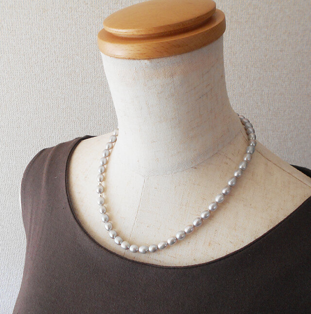 ライトシルバー淡水パールのショートネックレス | iichi 日々の暮らし